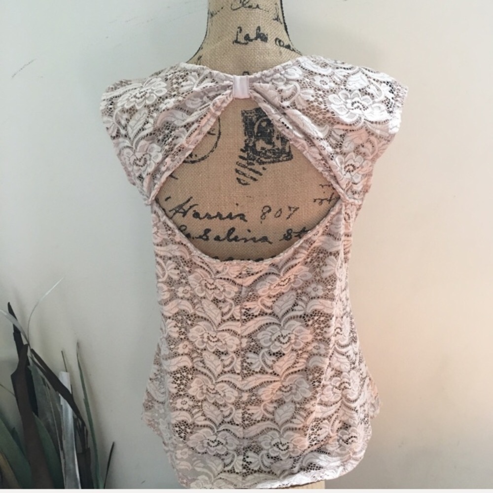 MAURICES blush lace cutout back top